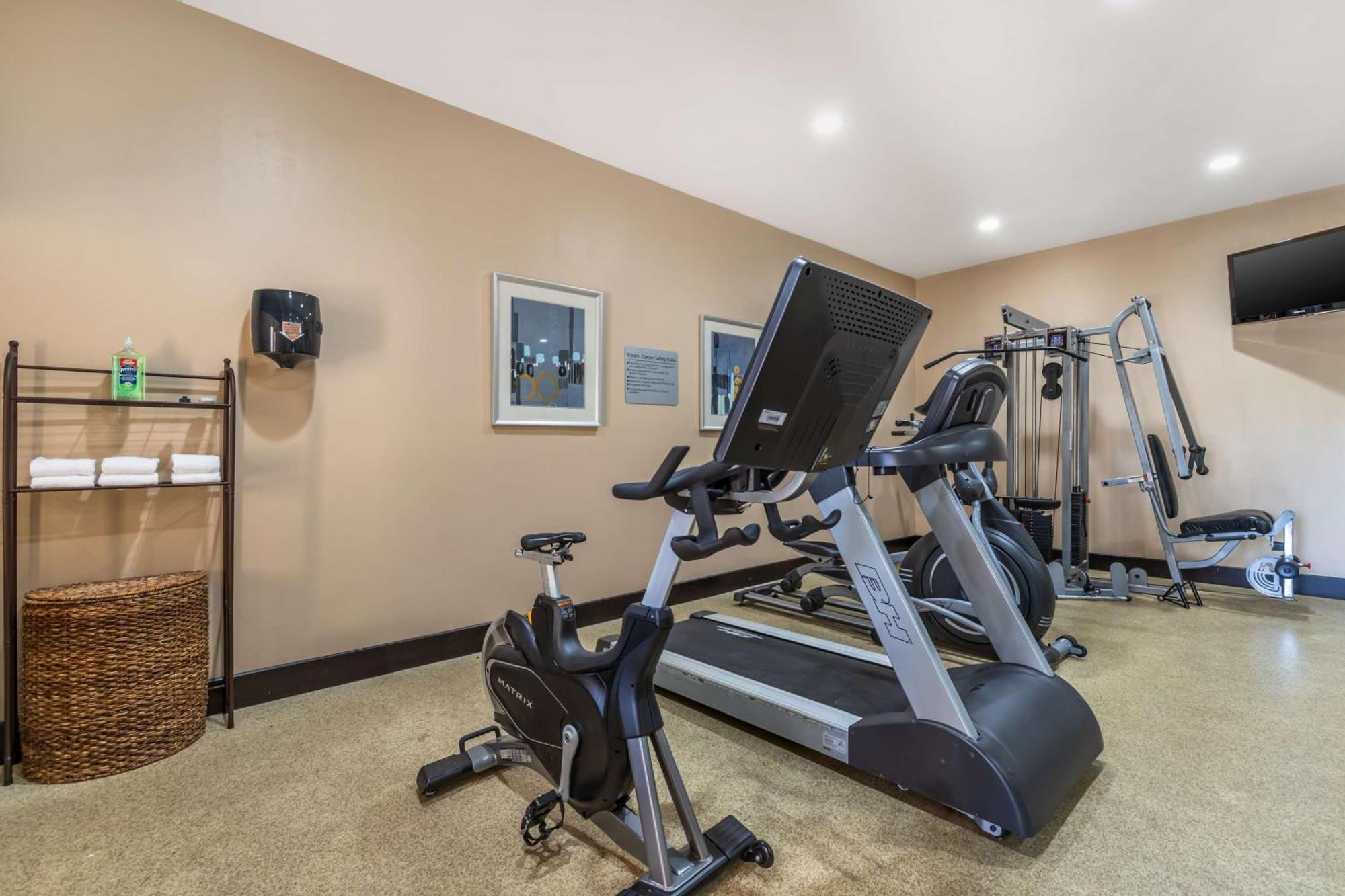 Best Western Plus Lytle Inn And Suites Exteriör bild