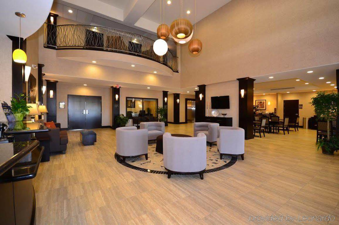 Best Western Plus Lytle Inn And Suites Exteriör bild